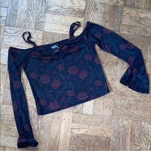 Hot topic sheer rose top thorn and fable rose shirt